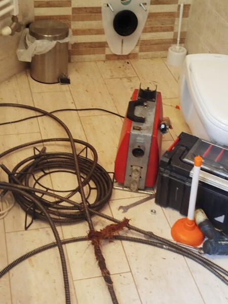 Duguláselhárítás 08